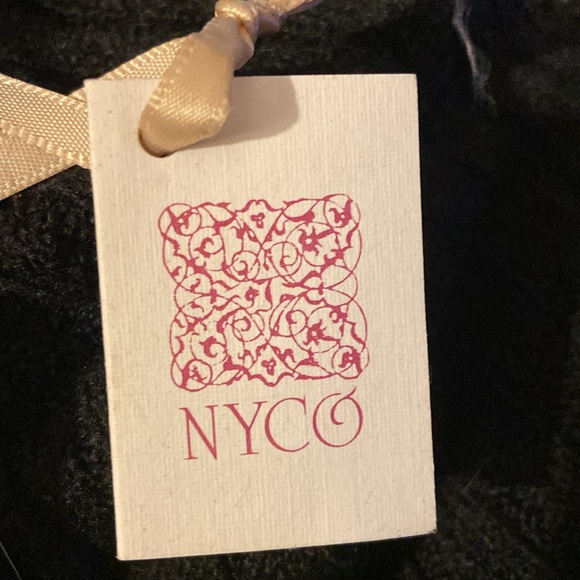 NYCO egg ornament - Picture 4 of 8